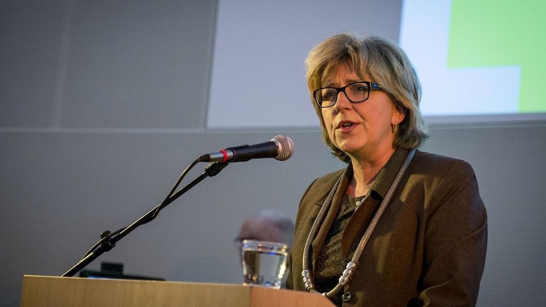 Burgemeester Ellen Nauta van Hof van Twente