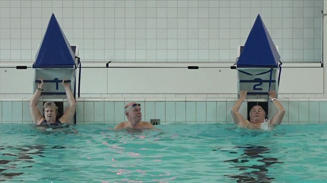 Het nog jonge zwembad in Culemborg verkeert in zwaar weer.