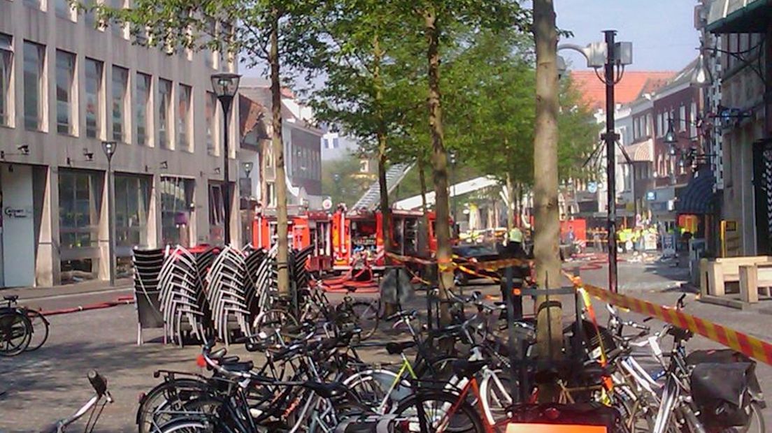 Explosie en brand in centrum Zwolle