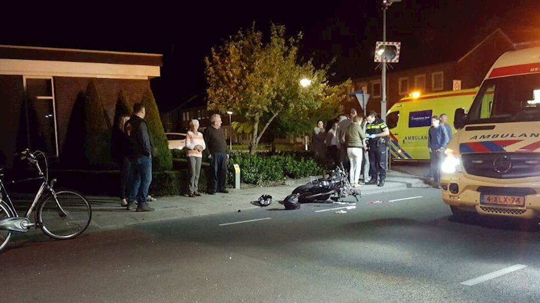 Aanrijding tussen motor en auto in Haaksbergen