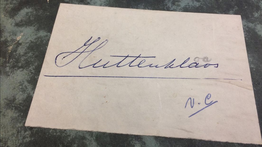Het handgeschreven manuscript van Huttenklaas