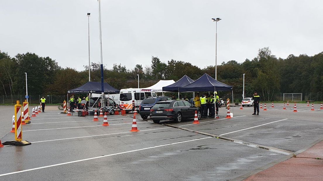 Grote verkeerscontrole langs de A1 bij Deurningen