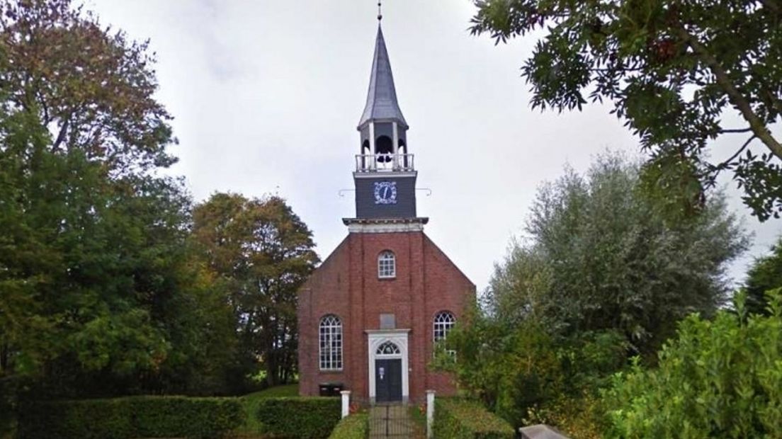 De kerk in Klein Wetsinge.