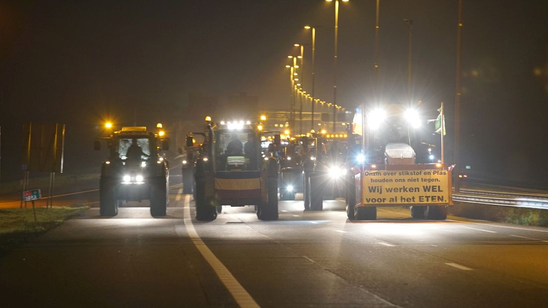 LIVEBLOG | Boerenacties zijn begonnen: honderden tractoren rijden de A1 op
