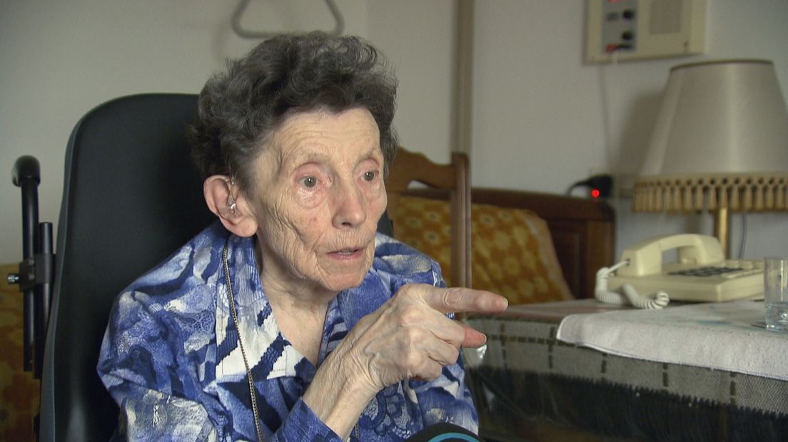 Maria Cornelis precies wat ze moet doen als ze rook ziet