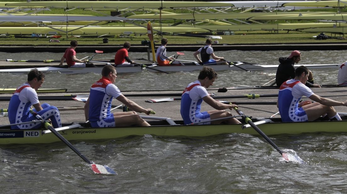 Kaj Hendriks (2e van links).
