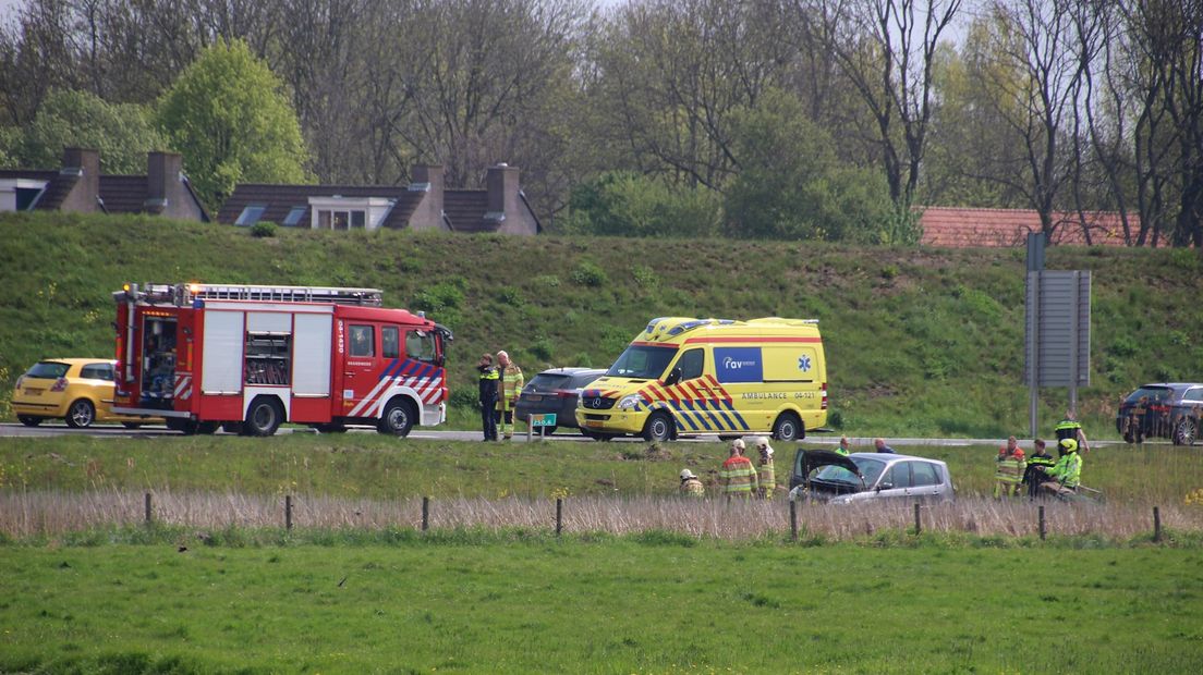 Auto van de weg in Kampen