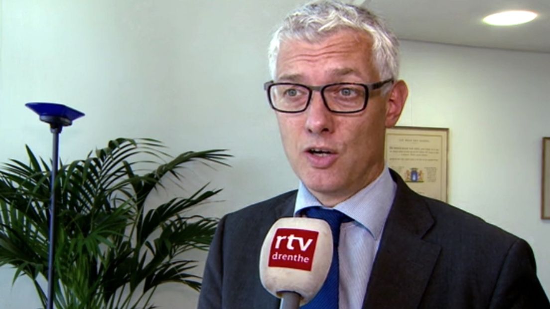 Marco Out, burgemeester van Assen, geeft zijn lidmaatschap van de VVD op (Rechten: RTV Drenthe)
