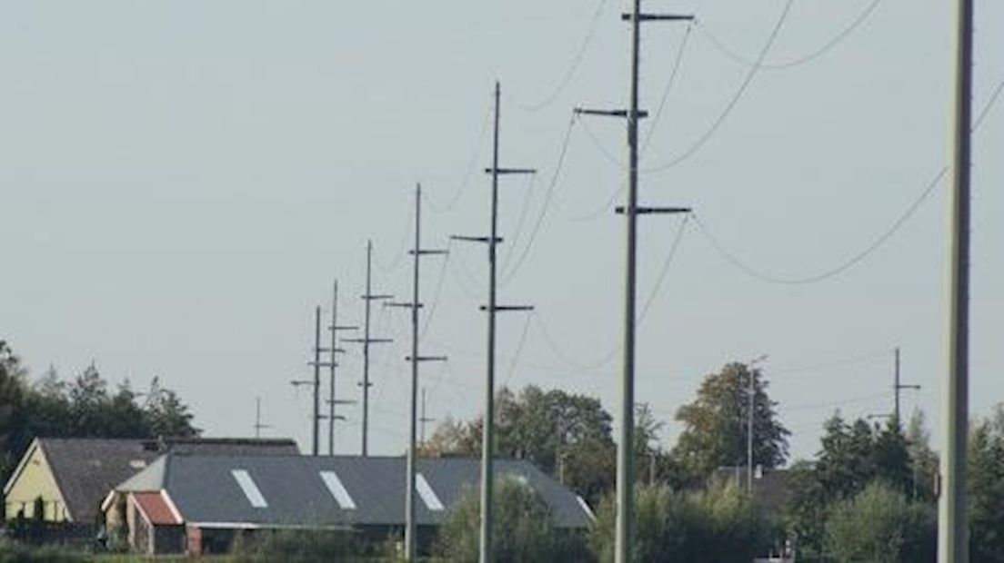 Motie ingediend om de hoogspanningskabels in 's Heerenbroek ondergronds te krijgen
