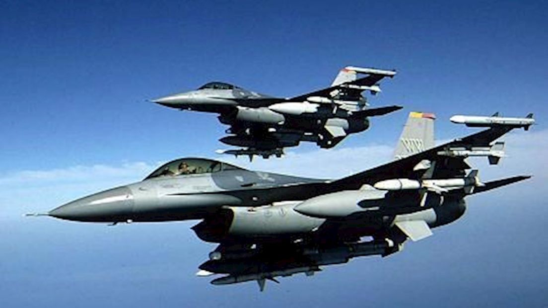 F16's