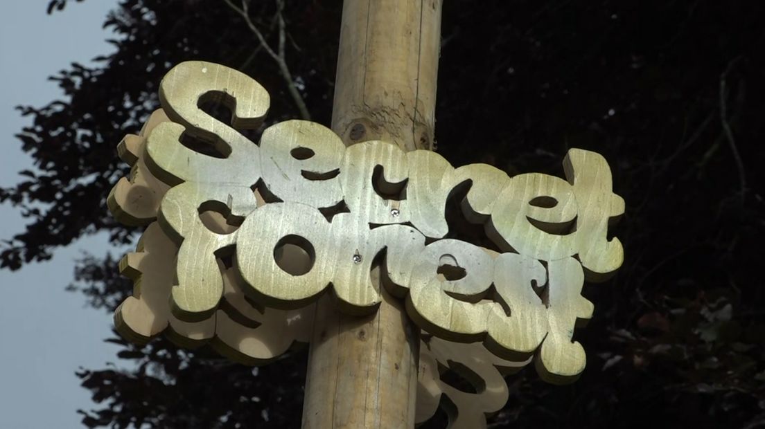 Secret Forest Festival bord