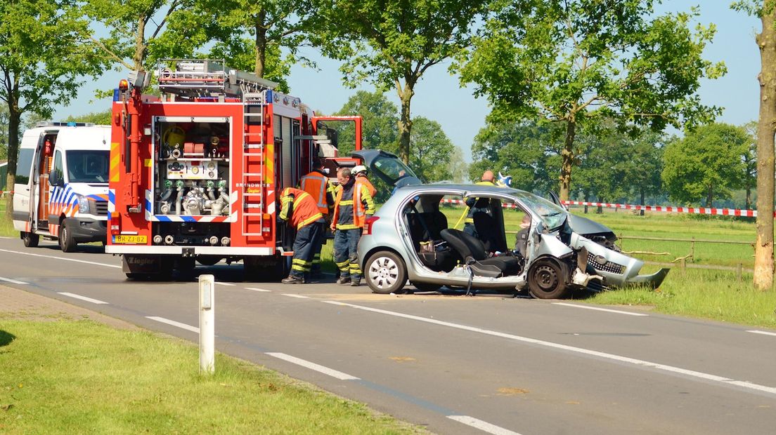 Twee gewonden bij ongeluk op N756 bij Raalte
