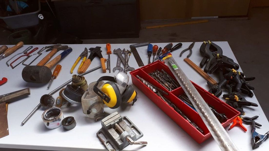 Welke klusser, school of instelling kan divers gereedschap gebruiken?