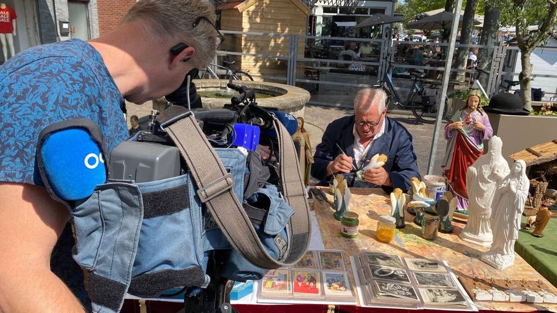 Gerard van Essen maakt zelf heiligen beelden