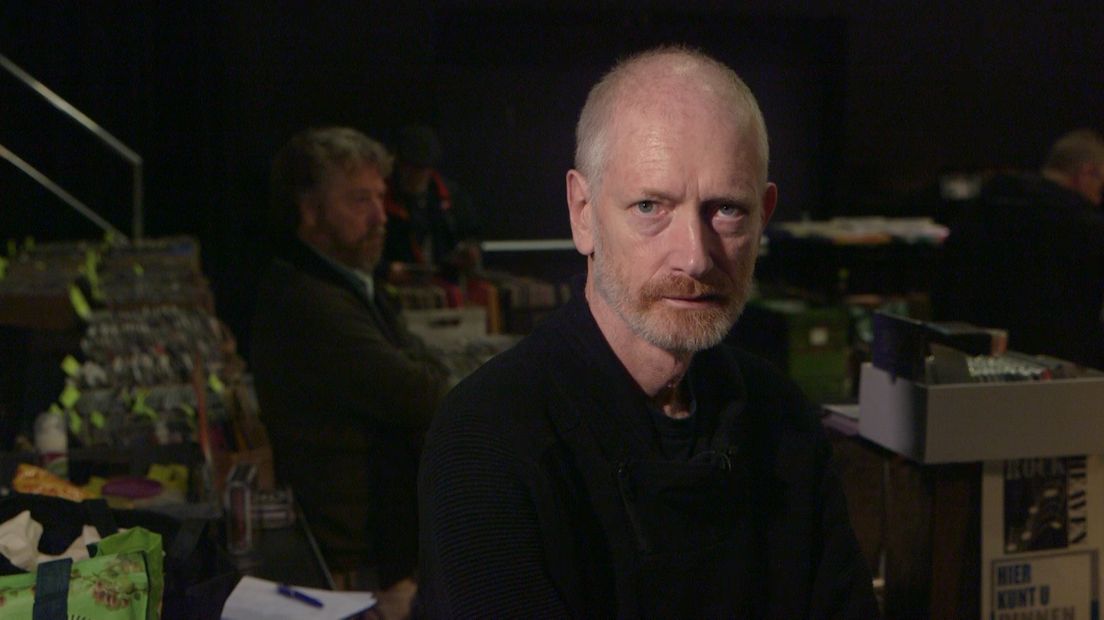 Al sinds de jaren '60 handelt Huub Goudzwaard uit Harderwijk in singles en langspeelplaten. 'In het begin was het hobby en kon tegelijk je eigen verzameling spekken.'