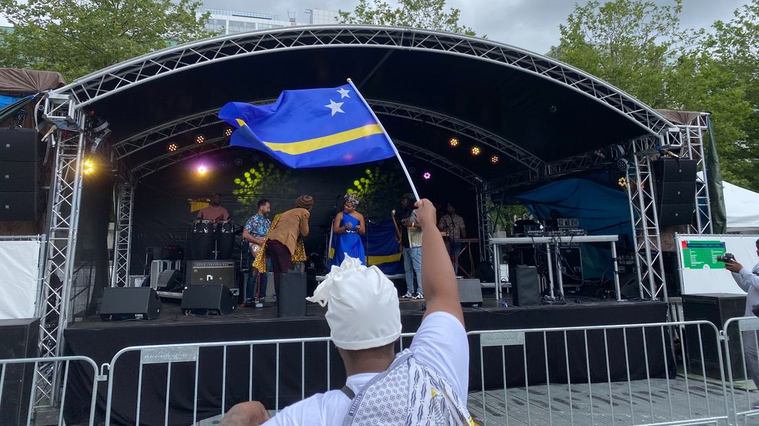 Live Coverage of Keti Koti Celebration in Rotterdam: Black Vibes Stage, Angisa Folding Workshop, and Afro-Surinamese Costume