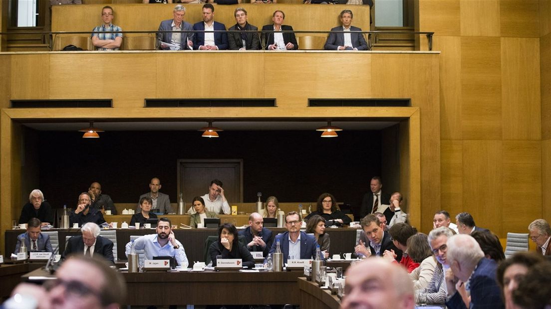 Archieffoto van de raadszaal in Enschede