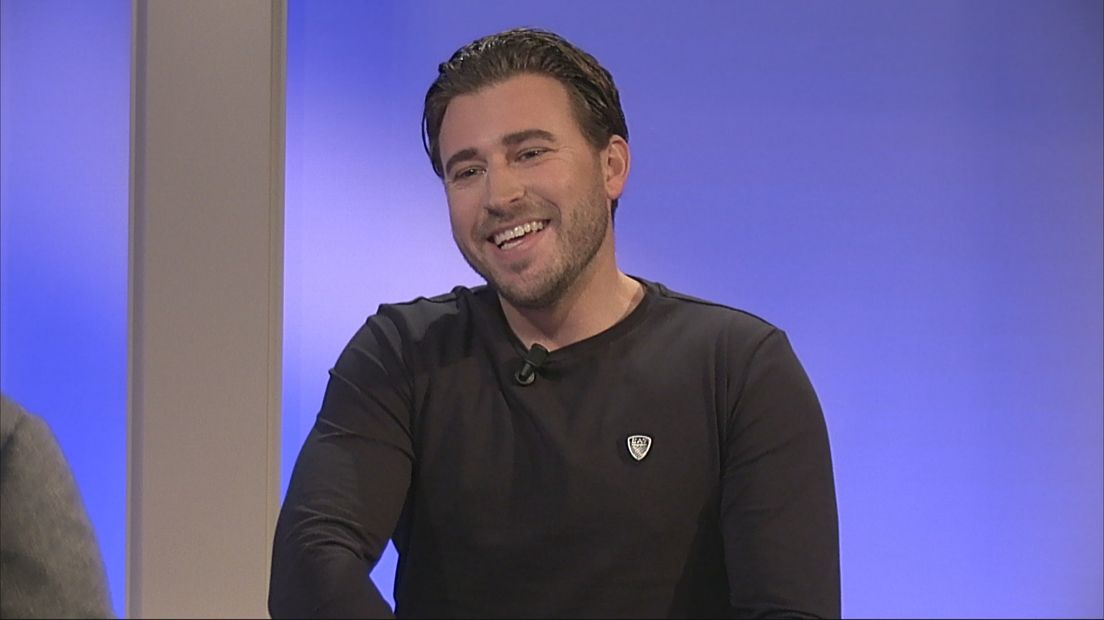 Rinus van de Ven terug op de motor: 'Pijn vergeet je op den duur' (video)
