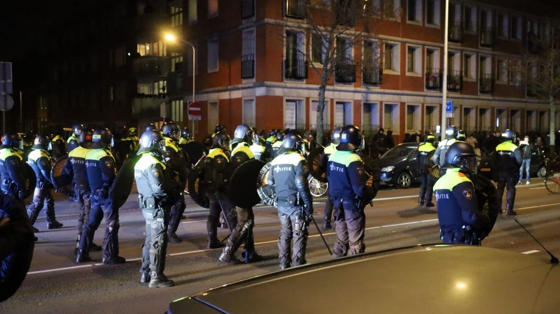 Officer injured in riots in Schilderswijk after World Cup match in Morocco