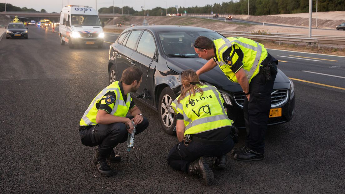 De Volvo raakte aan de zijkant beschadigd.