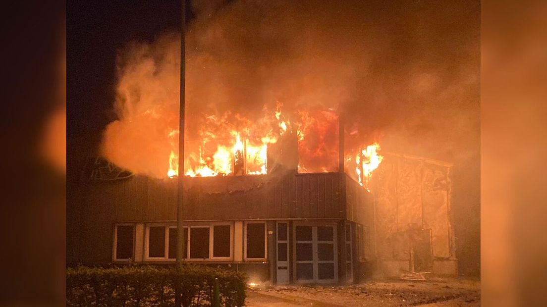 Brand in loods 's-Heer Arendskerke