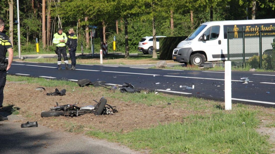 Brommerrijder Zwaargewond Na Ongeval In Bornerbroek - RTV Oost