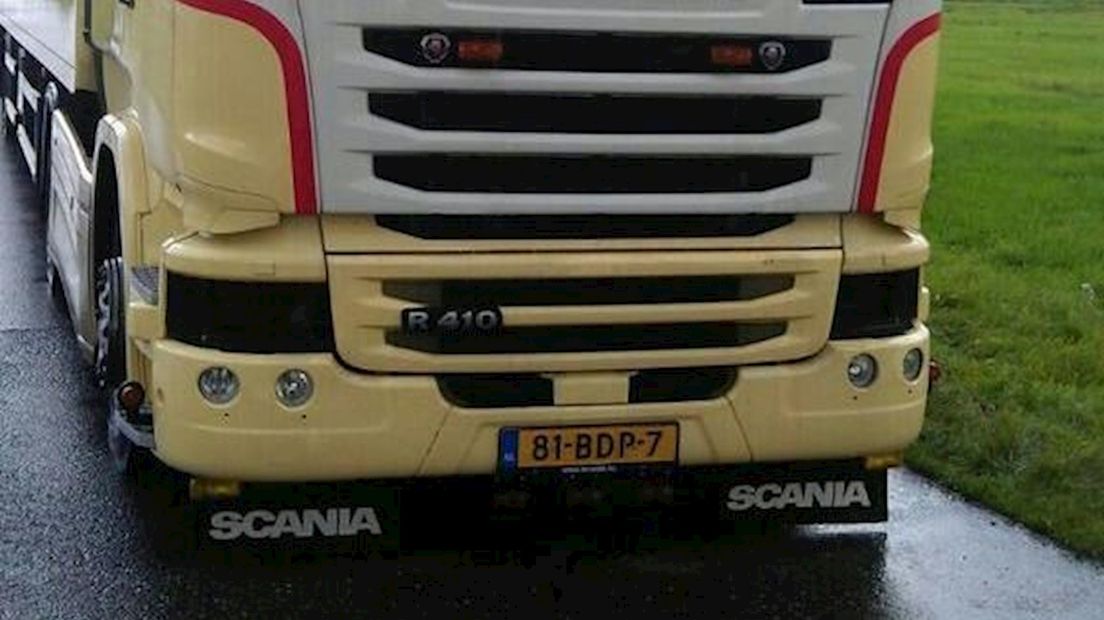 Vrachtwagen zonder koplampen