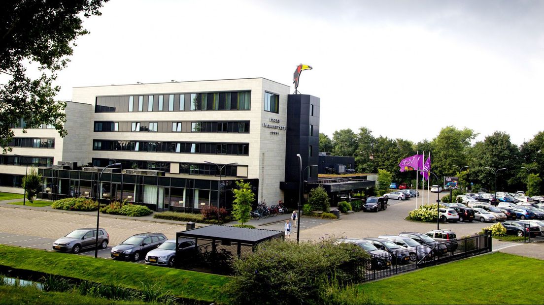 De vluchtelingen verblijven in het Van der Valk Hotel in Nieuwerkerk aan den IJssel