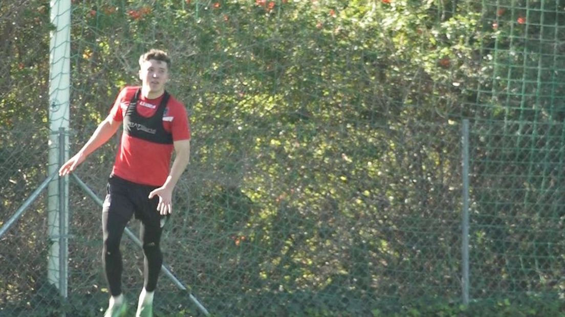 Ole Romeny is blij met zijn doelpunt