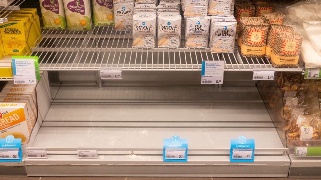 Als er te veel supermarktpersoneel uitvalt, dreigen lege schappen
