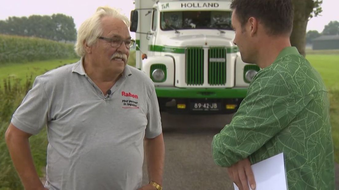 Theo Mentink verdiende een kleine 350 gulden door achteruit te rijden.
