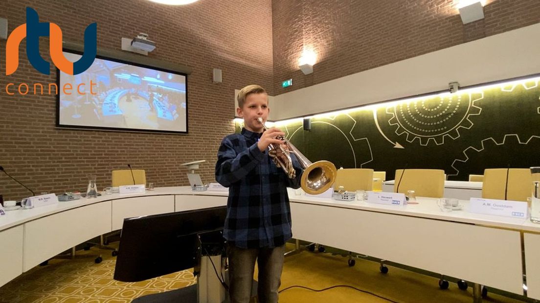 Joep Blaast Nieuwe Wind Door Gemeentehuis Duiven Omroep Gelderland