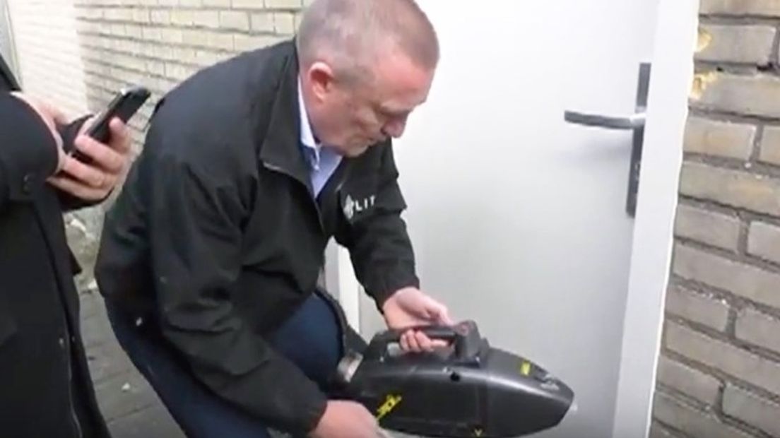 Politie zoekt naar wiet met bijen