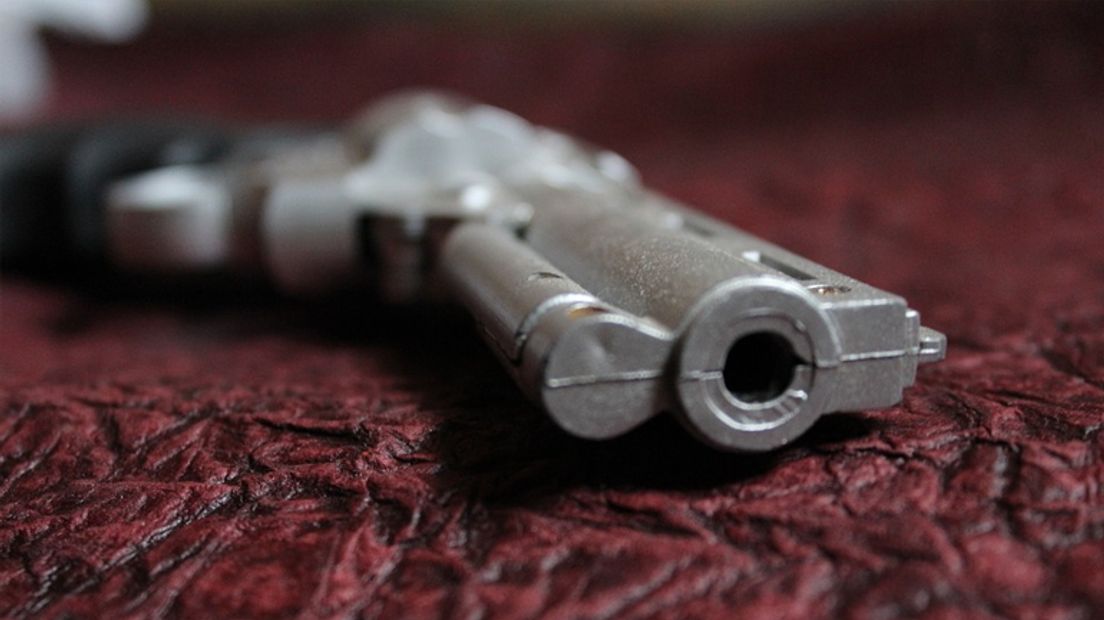Bij de man werd een revolver gevonden (Rechten: Pixabay)