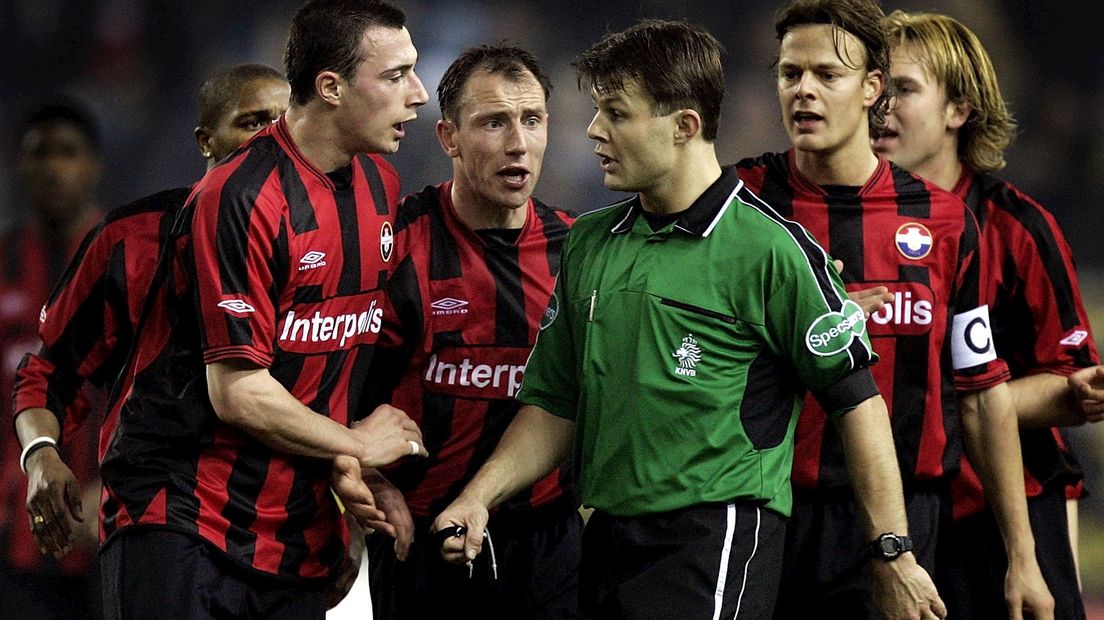 Björn Kuipers fluit in UEFA Cup