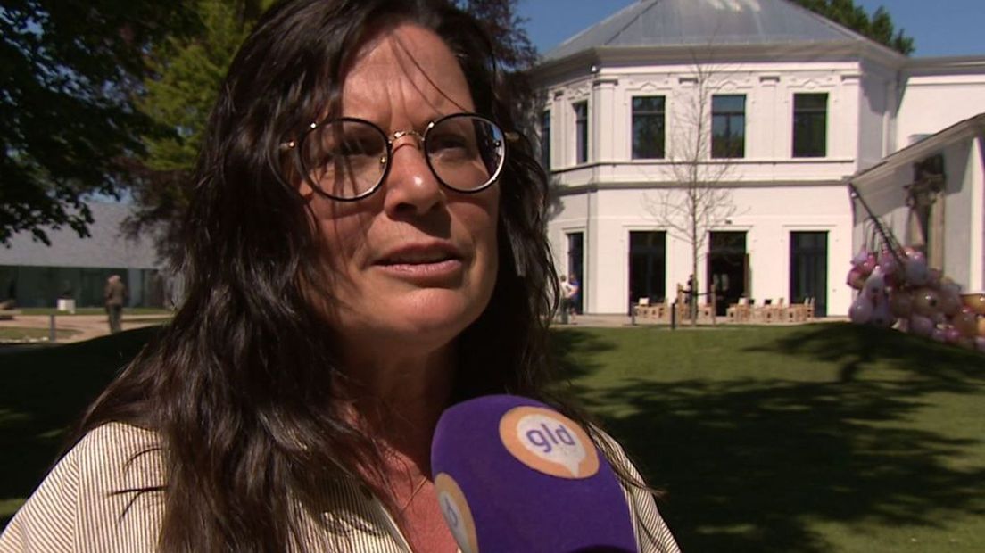 Museumdirecteur Saskia Bak.