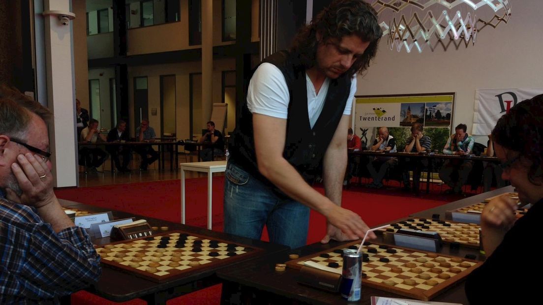 Marino Barkel tijdens zijn wereldrecordpoging