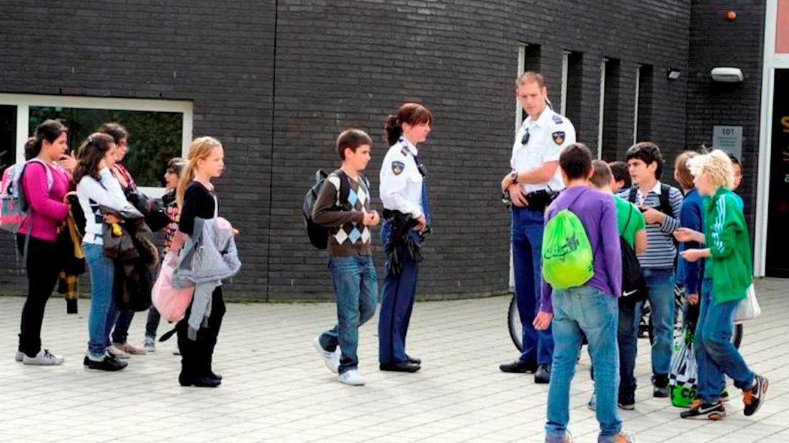 School Enschede Korte Tijd Ontruimd - RTV Oost