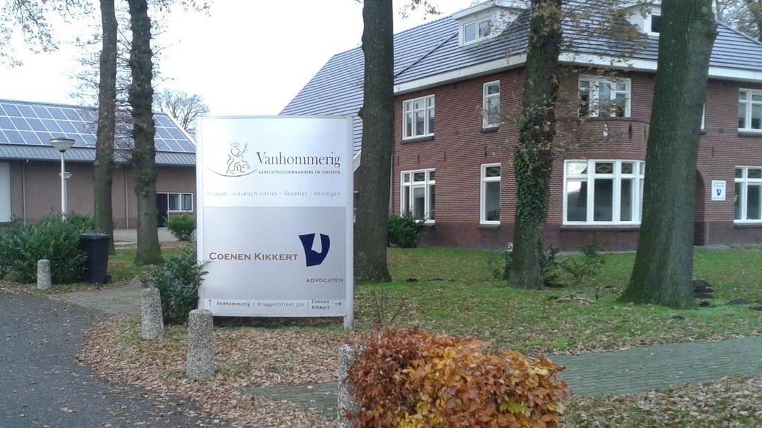 Advocaat Coenen trekt klacht tegen rechter in
