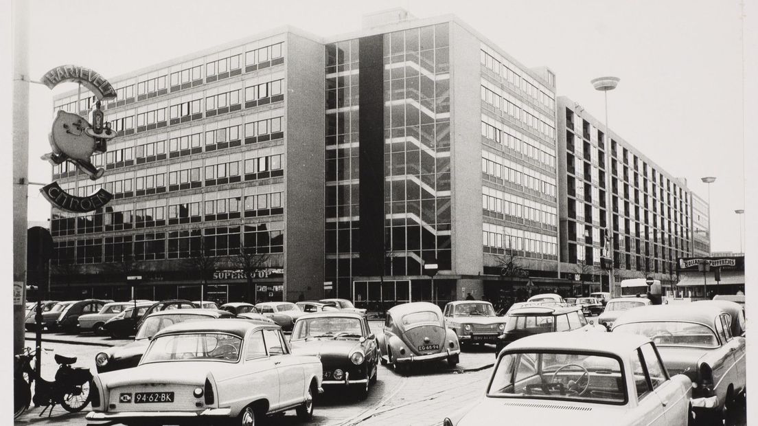Het universiteitsgebouw in de jaren 60