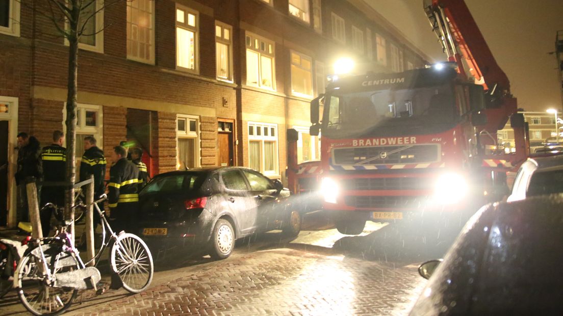 Vrouw springt van balkon in Den Haag nadat verhuurder wietkwekerij ontdekt Omroep West Vrouw springt van balkon in Den Haag nadat verhuurder wietkwekerij ontdekt Omroep West