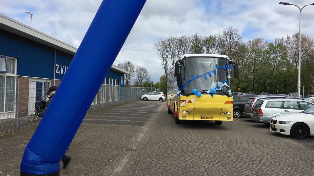 Sportcomplex 'Het Zuidveen' van Be Quick Zutphen wordt vandaag grondig verbouwd tot een heuse voetbaltempel. De mannen van Be Quick Zutphen 2 spelen vandaag de wedstrijd van hun leven.