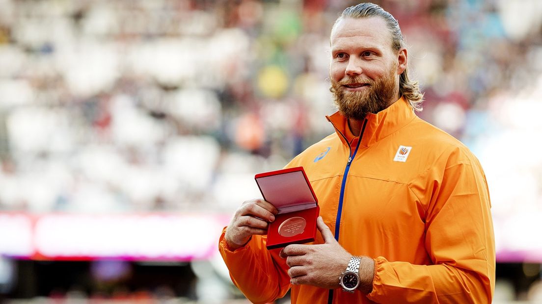 Smith kreeg vorig jaar alsnog brons voor het kogelstoten van de WK in 2007