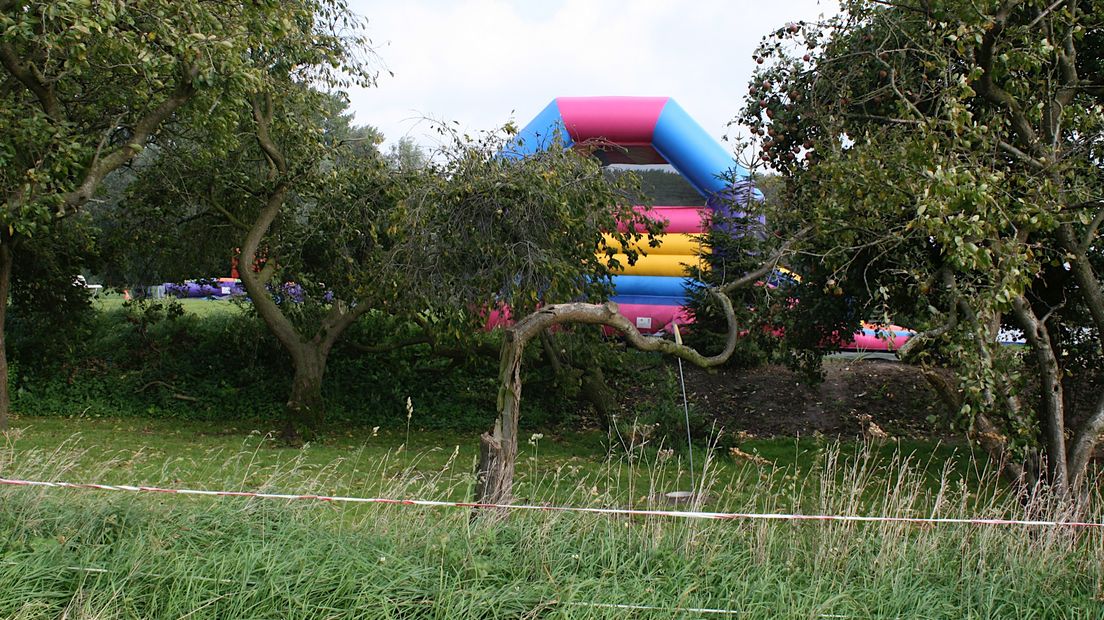 Mag boerengolf in de polder bij Gendt nu wel of niet? Het geruzie daarover duurt al jaren. Donderdagavond is de gemeenteraad van Lingewaard aan zet.