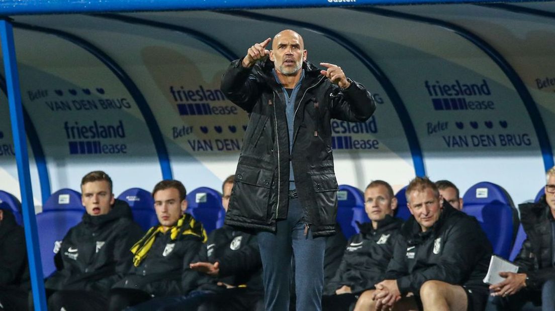 Letsch grijpt in aan het begin van de tweede helft