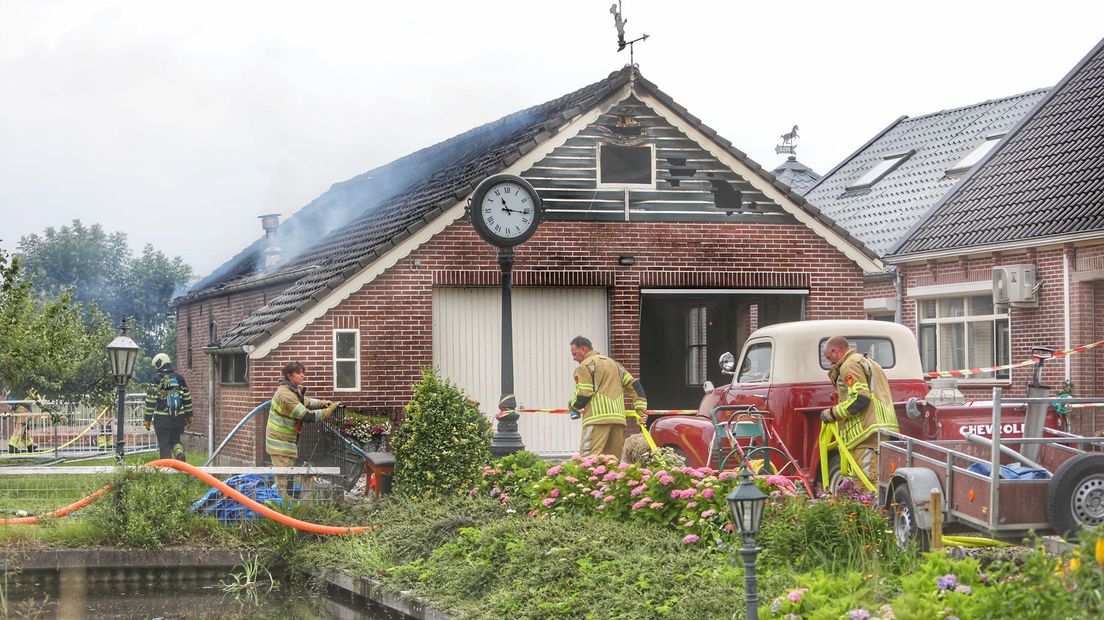 Grote brand in buurtschap Spengen, loods is flink beschadigd - RTV Utrecht