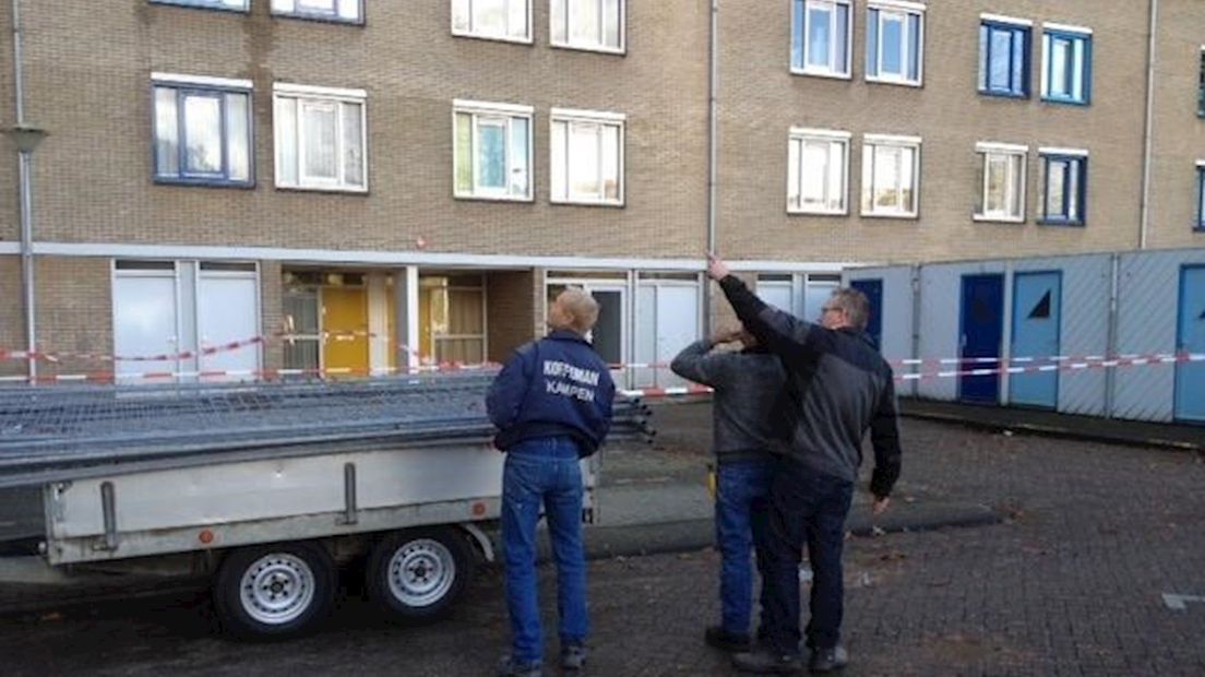 Bewoners flatgebouw Kampen niet eerder dan maandag naar huis