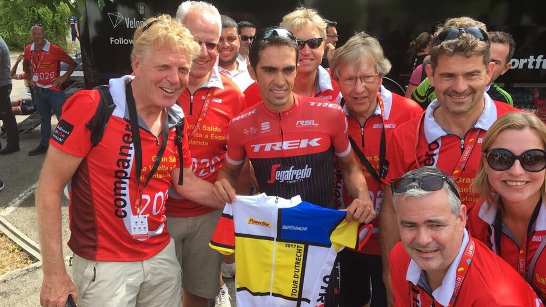 Een Utrechtse delegatie met wielrenner Contador bij de Vuelta in 2017.
