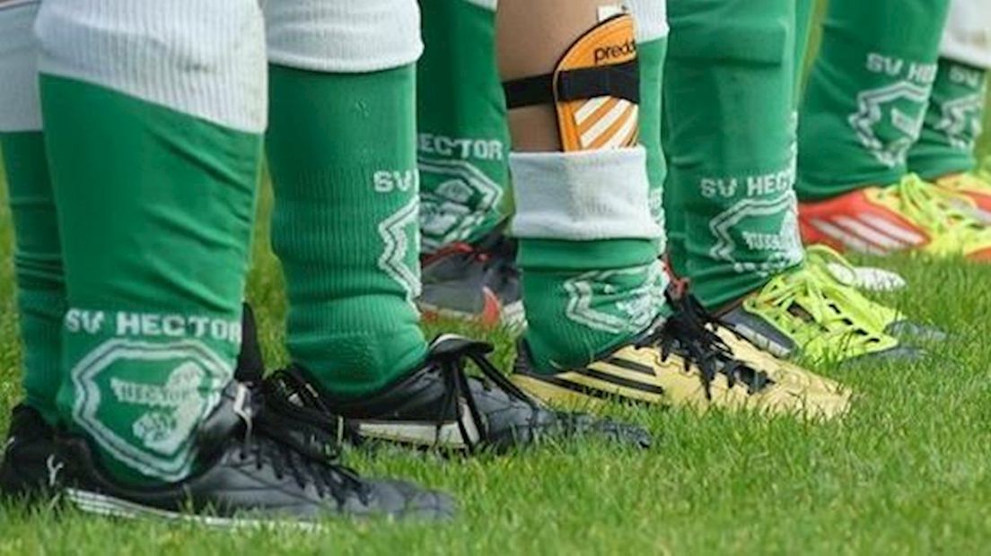Voetballer vast voor zware mishandeling in Goor