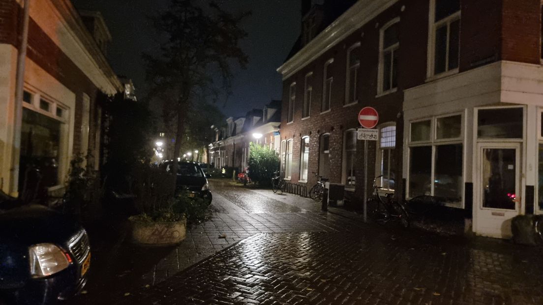 112-nieuws: Politie zoekt tasjesrover in Westerbadstraat in Stad